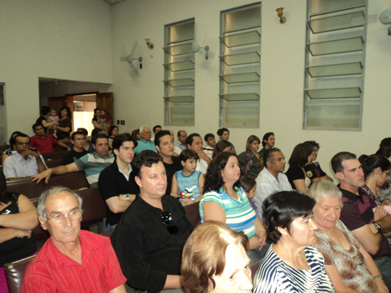 Vereadores prestigiam apresentação musical na Igreja Adventista do Sétimo Dia